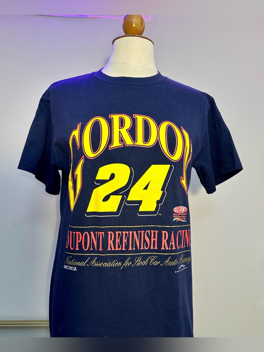Vntage Navy Blue Chase Authentics NASCAR T-shirt  Graphic Jeff Gordon Size XL